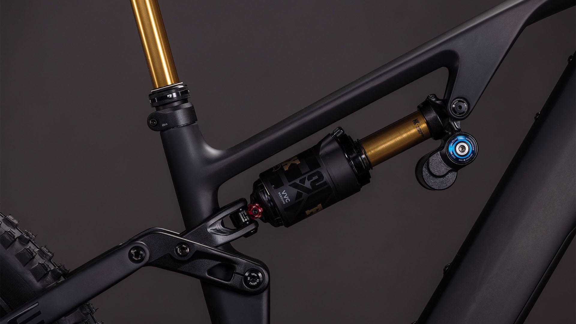 CUBE AMS HYBRID 177 C:62 AT 600X carbon´n´gold
