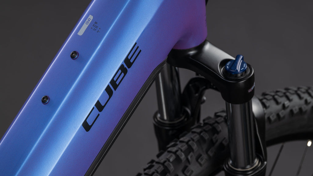 CUBE REACTION HYBRID ONE 800 blueiris´n´reflect