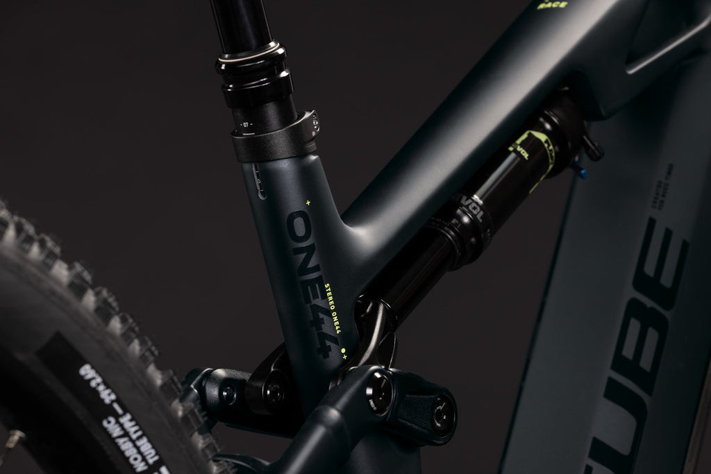 Cube Stereo Hybrid ONE44 HPC Race 800 coal´n´green