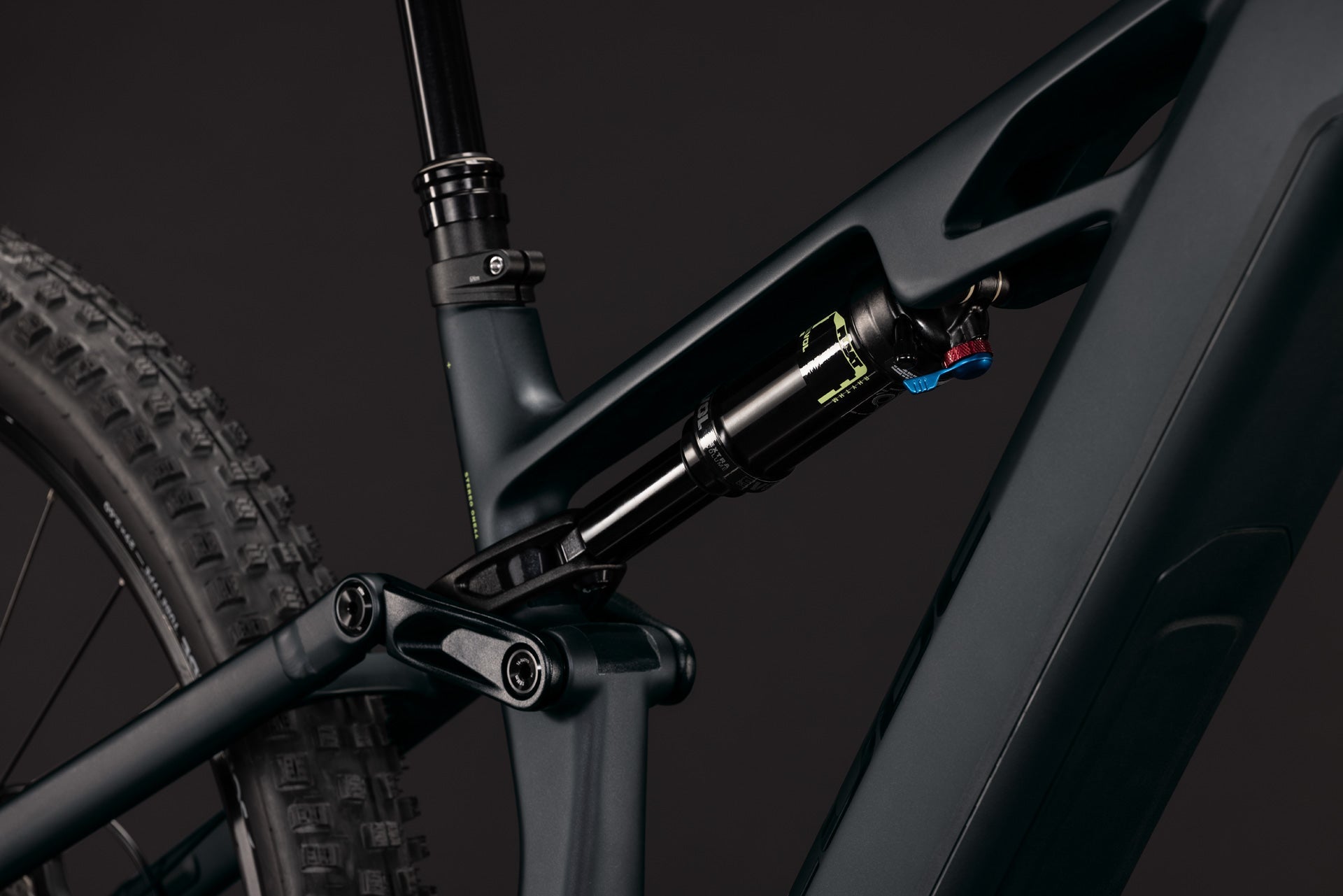Cube Stereo Hybrid ONE44 HPC Race 800 coal´n´green