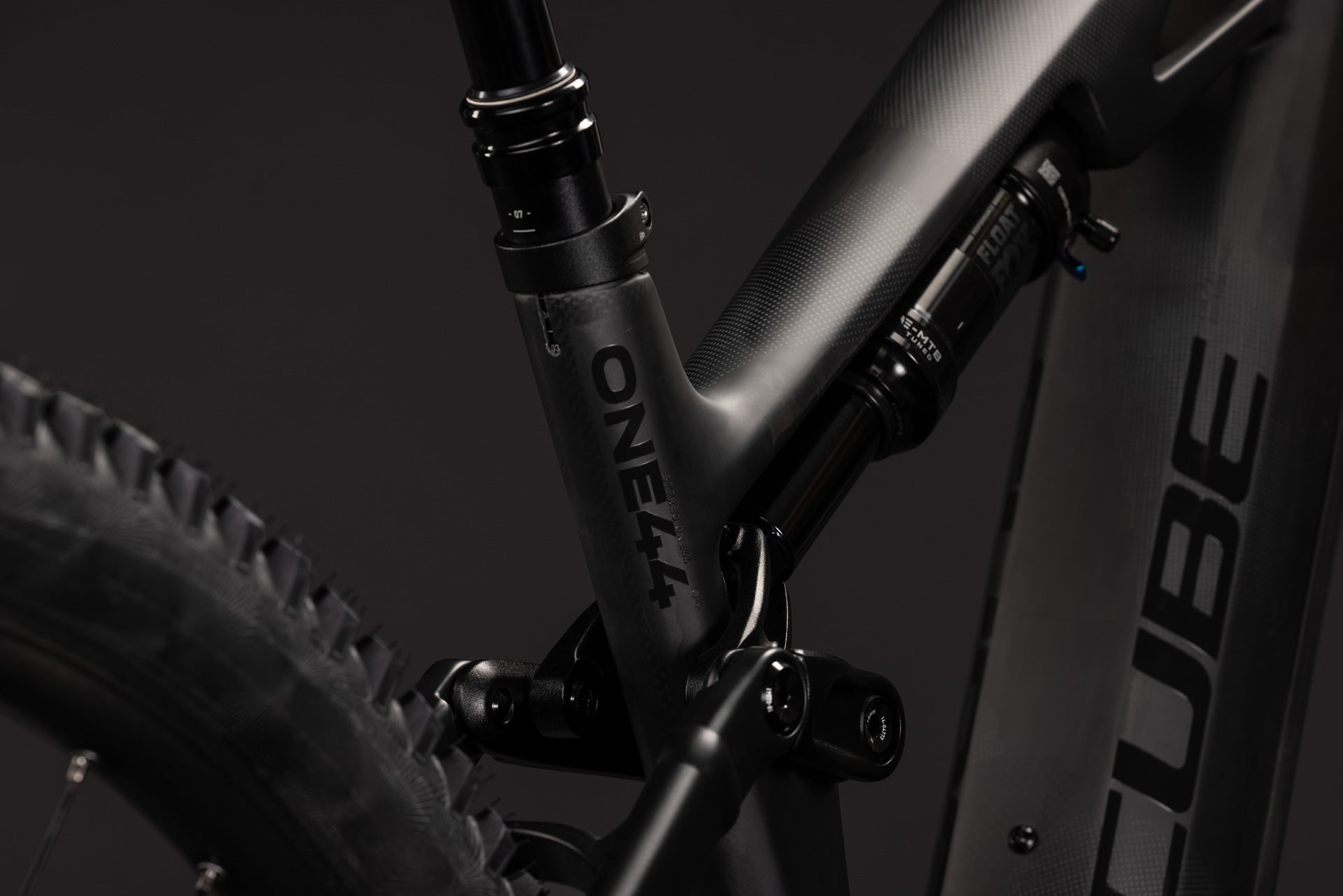 Cube Stereo Hybrid ONE44 HPC SLX 800 blackline