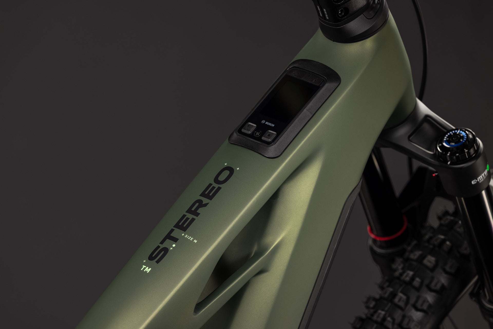 Cube Stereo Hybrid ONE44 HPC TM 800 reedgreen´n´gills