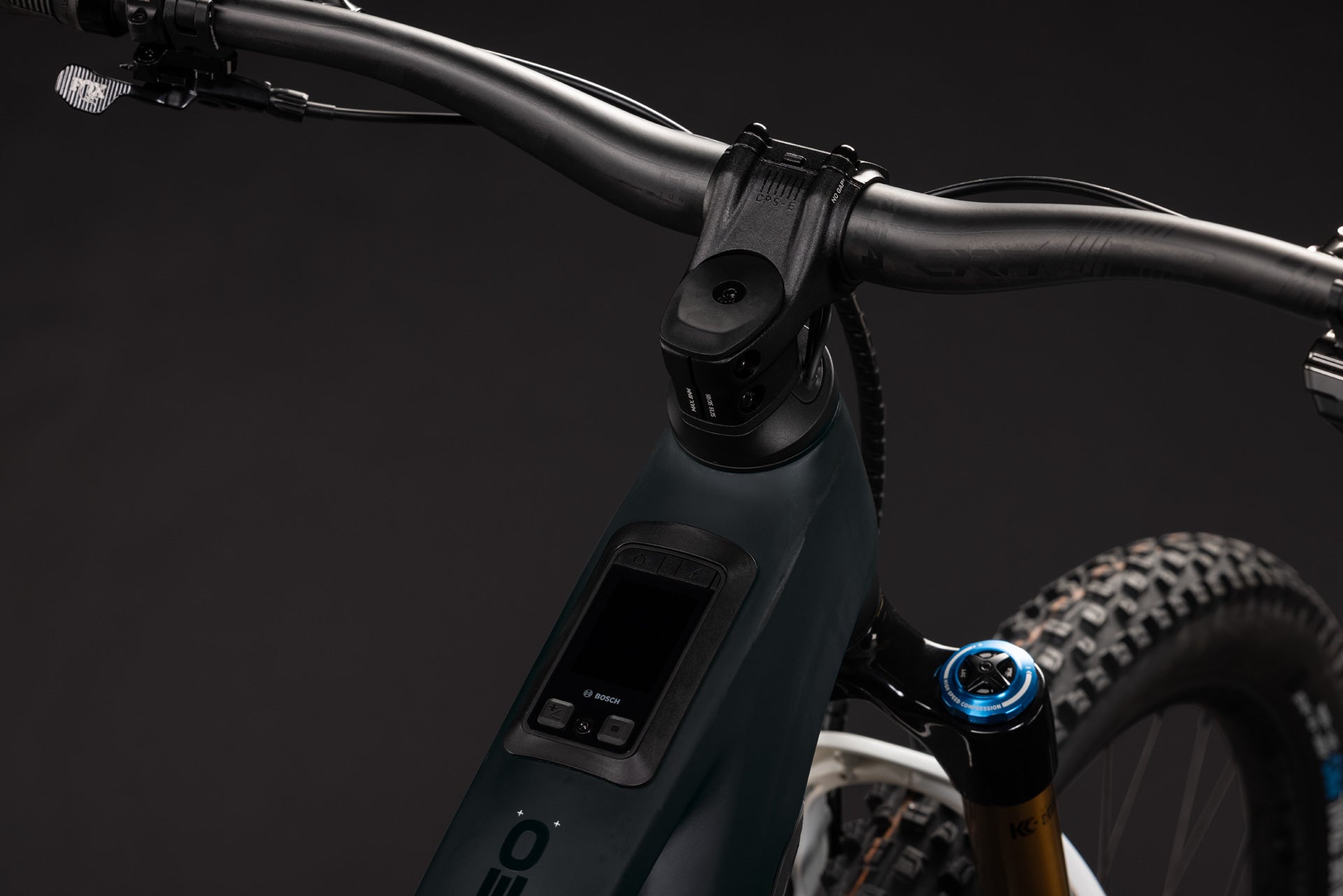 Cube Stereo Hybrid ONE44 HPC AT 800 carbon´n´white