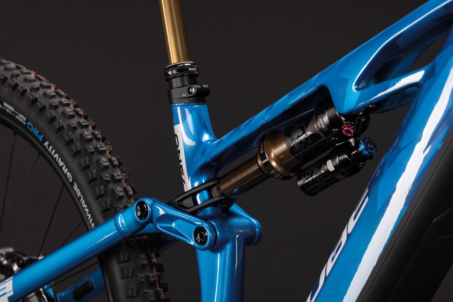 Cube Stereo Hybrid ONE44 HPC AT 800 actionteam