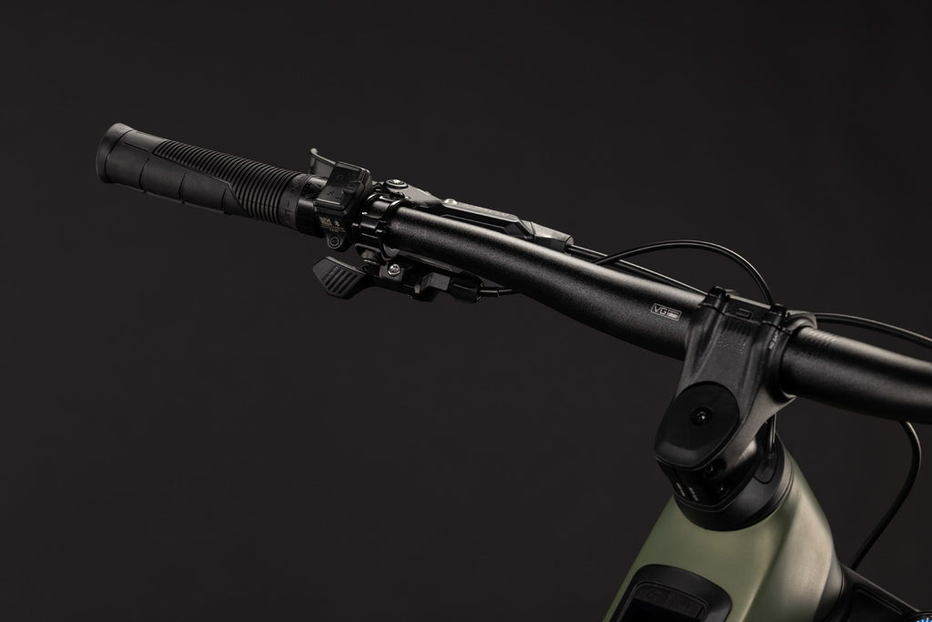 Cube Stereo Hybrid ONE77 HPC TM 800 reedgreen´n´gills