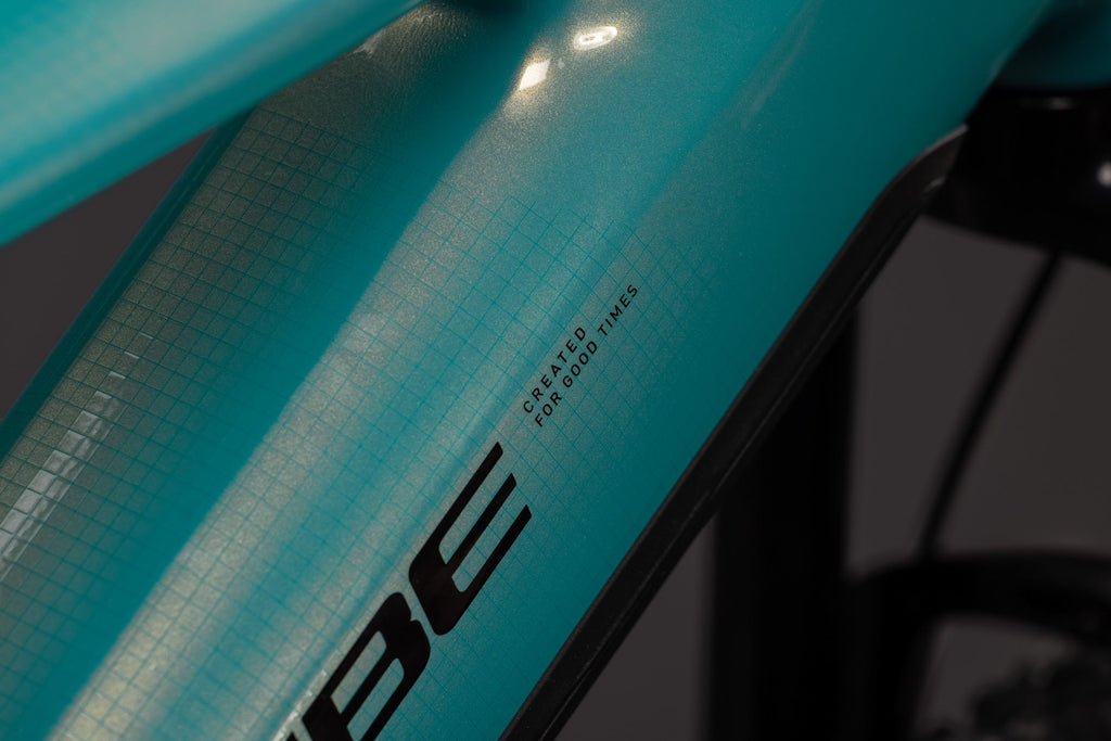 Cube Reaction Hybrid Performance 720 maldivian´n´black