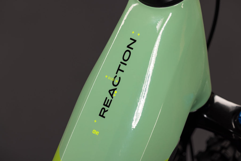 Cube Reaction Hybrid ONE 720  cactus´n´black