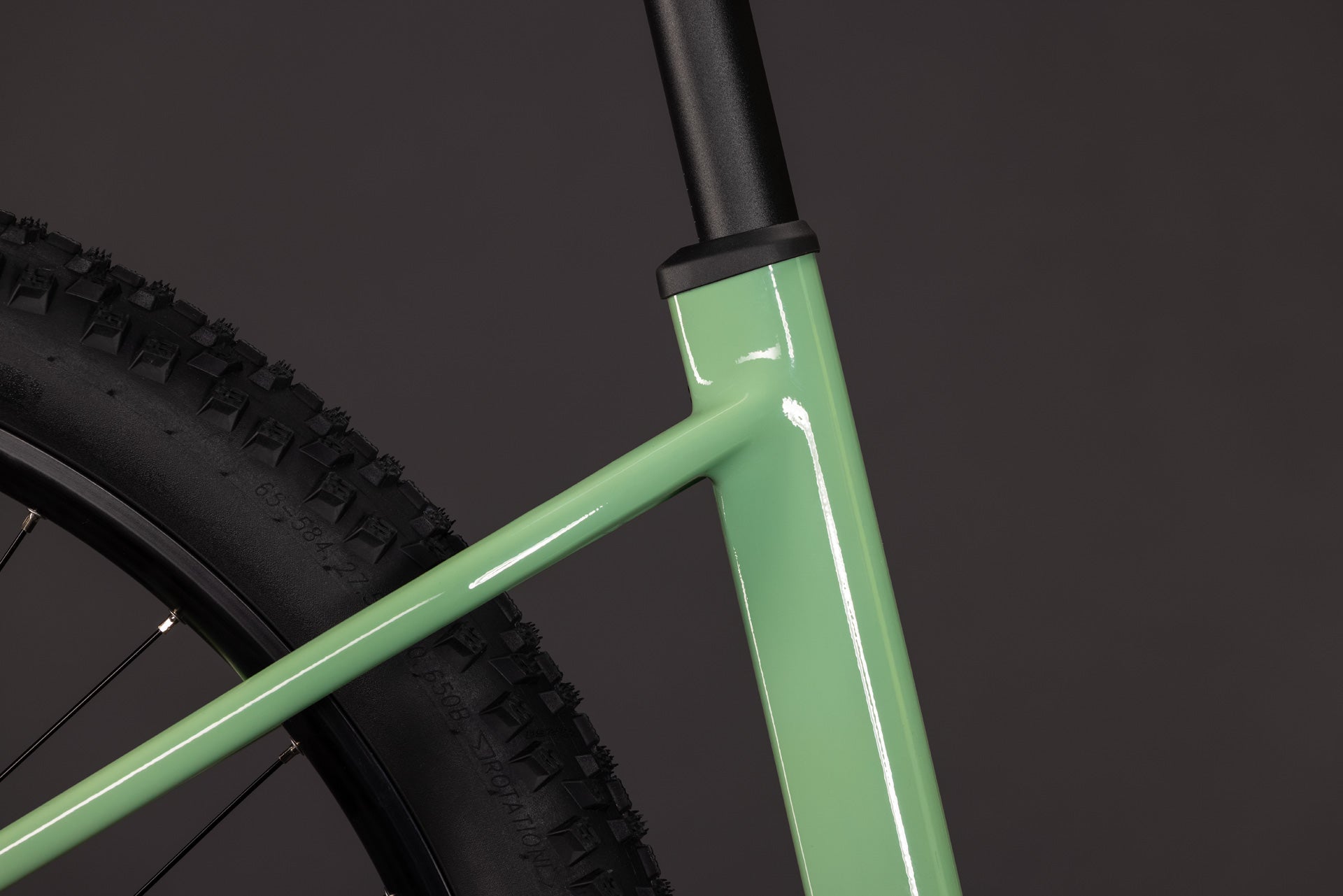 Cube Reaction Hybrid ONE 720  cactus´n´black