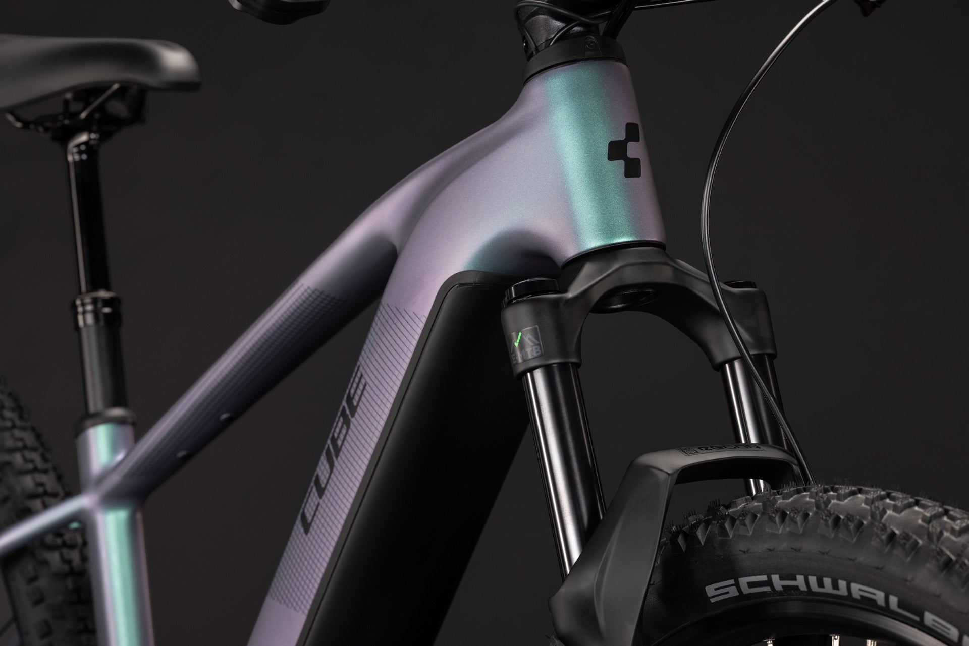 Cube Reaction Hybrid Pro 800 polarlight´n´black