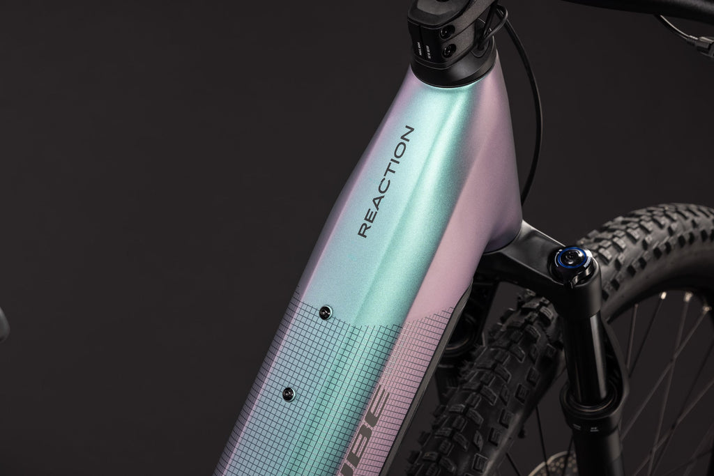 Cube Reaction Hybrid Pro 800 polarlight´n´black