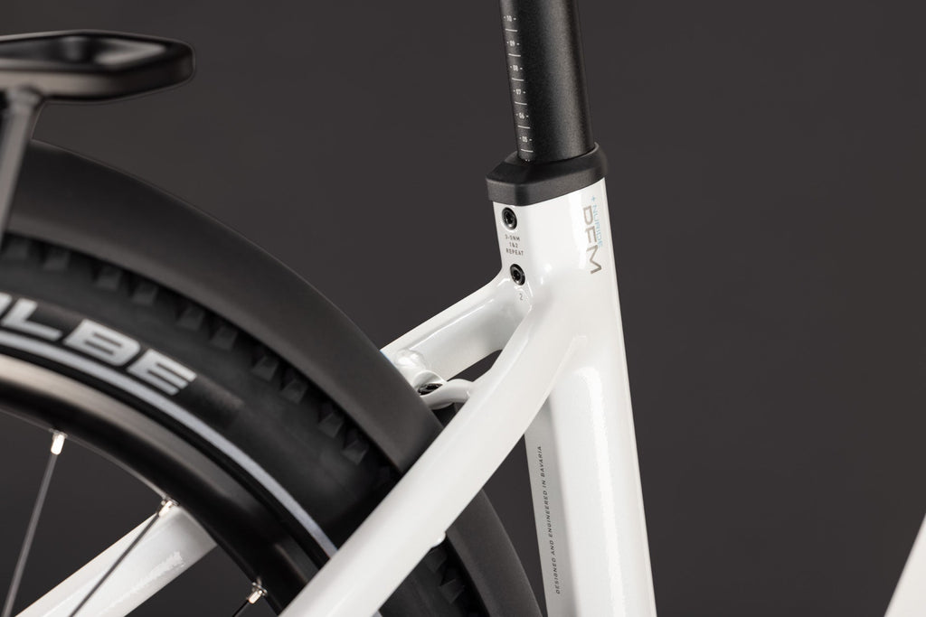 Cube Nuride Hybrid Performance 720 metallicwhite´n´grey