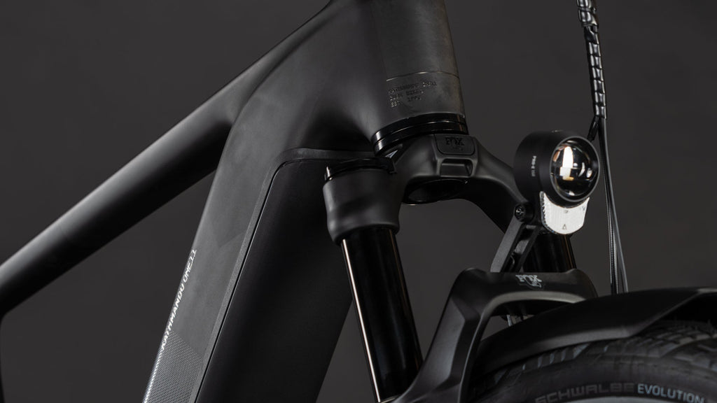 Cube Kathmandu Hybrid ONE11 HPC SLT 800 carbon´n´silverdust