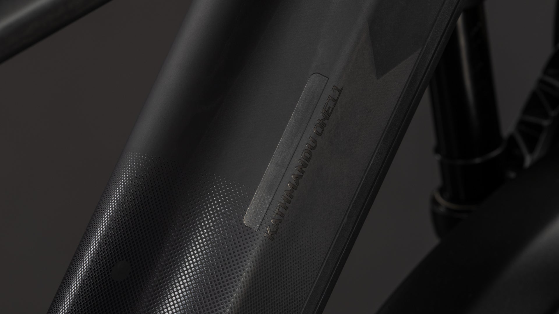 Cube Kathmandu Hybrid ONE11 HPC SLT 800 carbon´n´silverdust