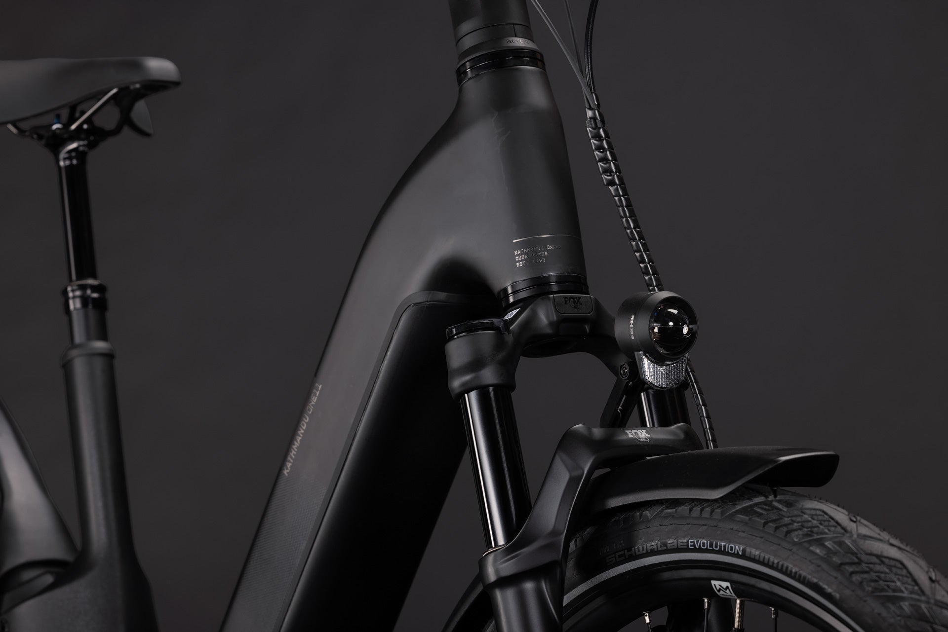 Cube Kathmandu Hybrid ONE11 HPC SLT 800 carbon´n´silverdust