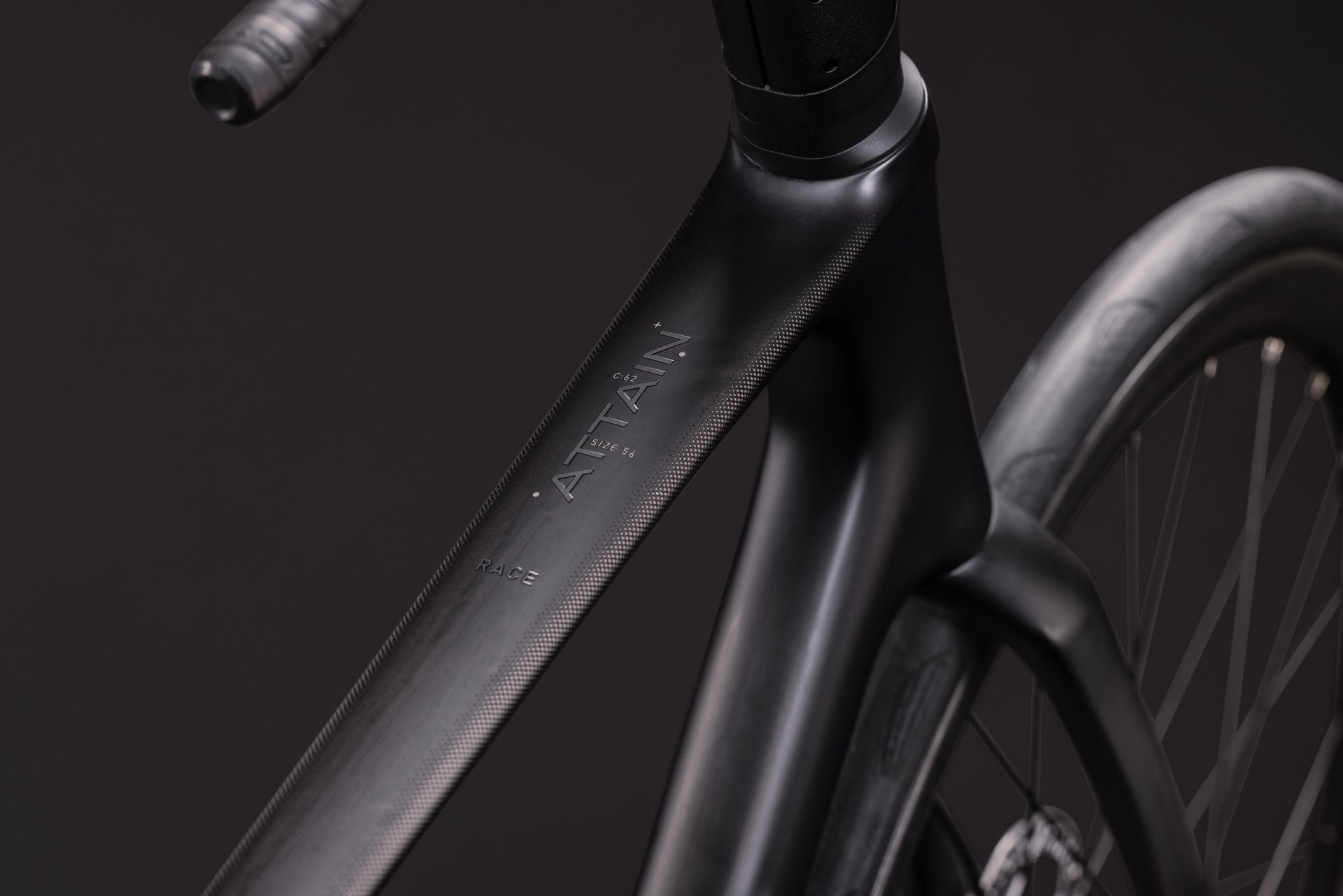 Cube Attain C:62 Race carbon´n´coalchrome