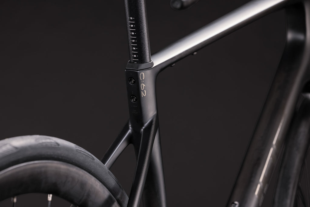 Cube Attain C:62 Race carbon´n´coalchrome