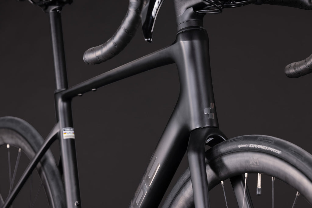 Cube Attain C:62 Race carbon´n´coalchrome