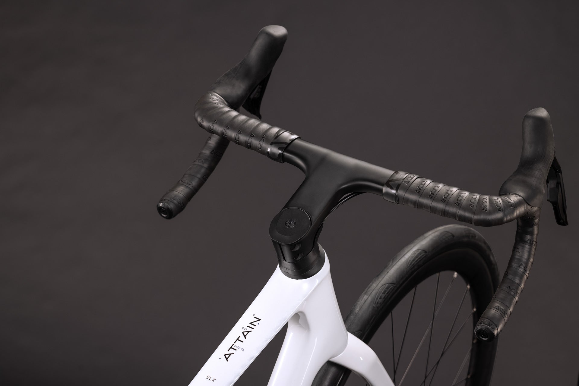 Cube Attain C:62 SLX metallicwhite´n´black