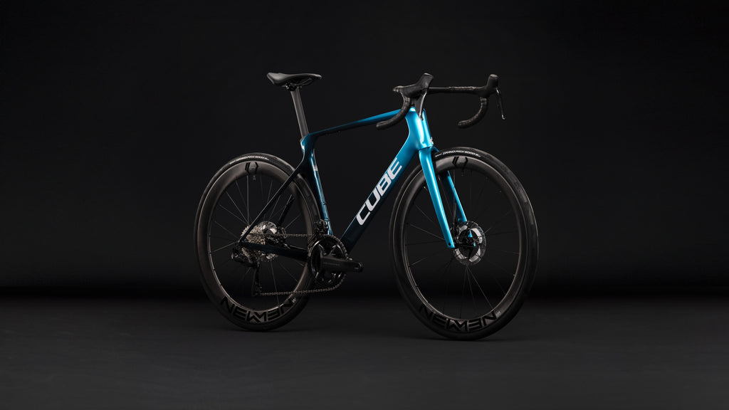 Cube Agree C:62 Race chromeblue´n´liquidblue