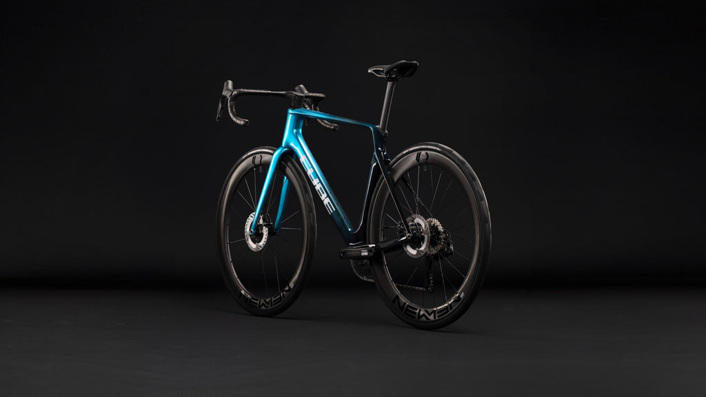 Cube Agree C:62 Race chromeblue´n´liquidblue