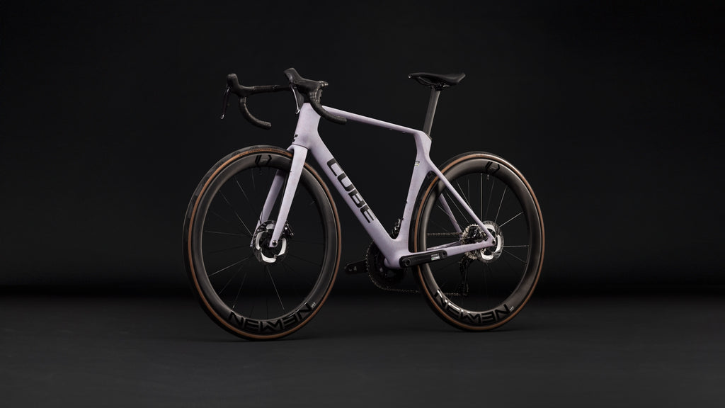 Cube Agree C:62 Race lilacfibre´n´black