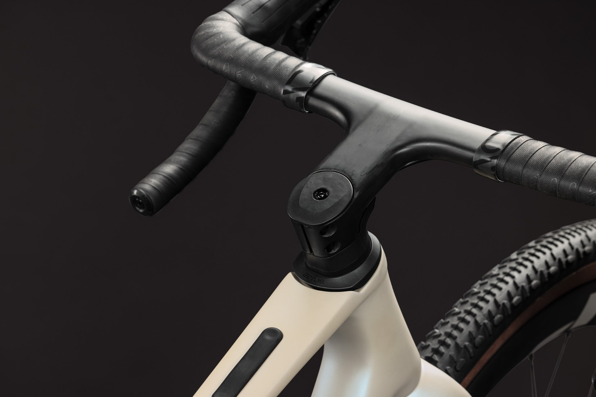 Cube Nuroad C:62 SLX glintsand´n´black