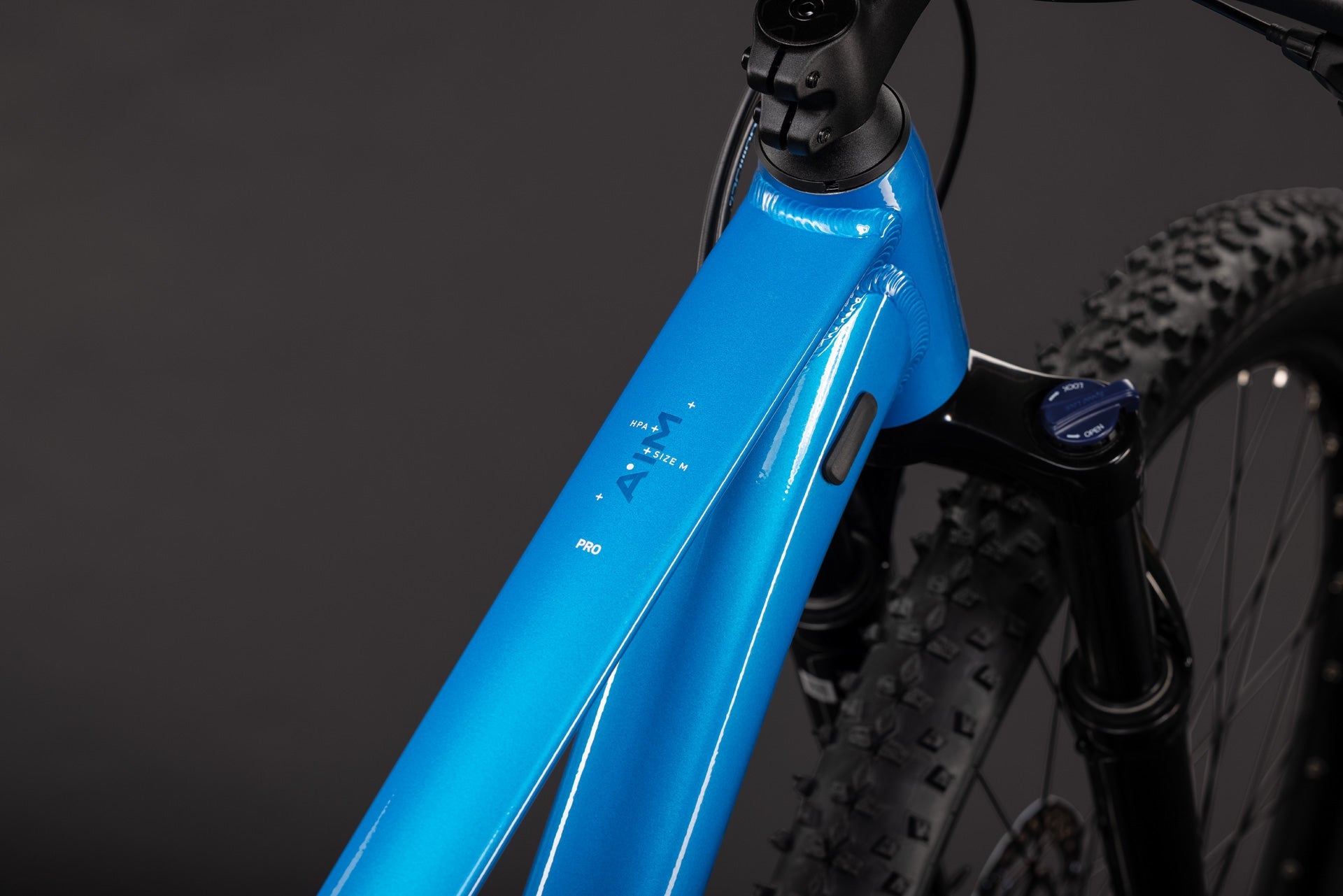 Cube Aim Pro topasblue´n´blue