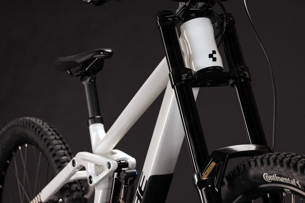Cube TWO15 Race powdergold´n´black