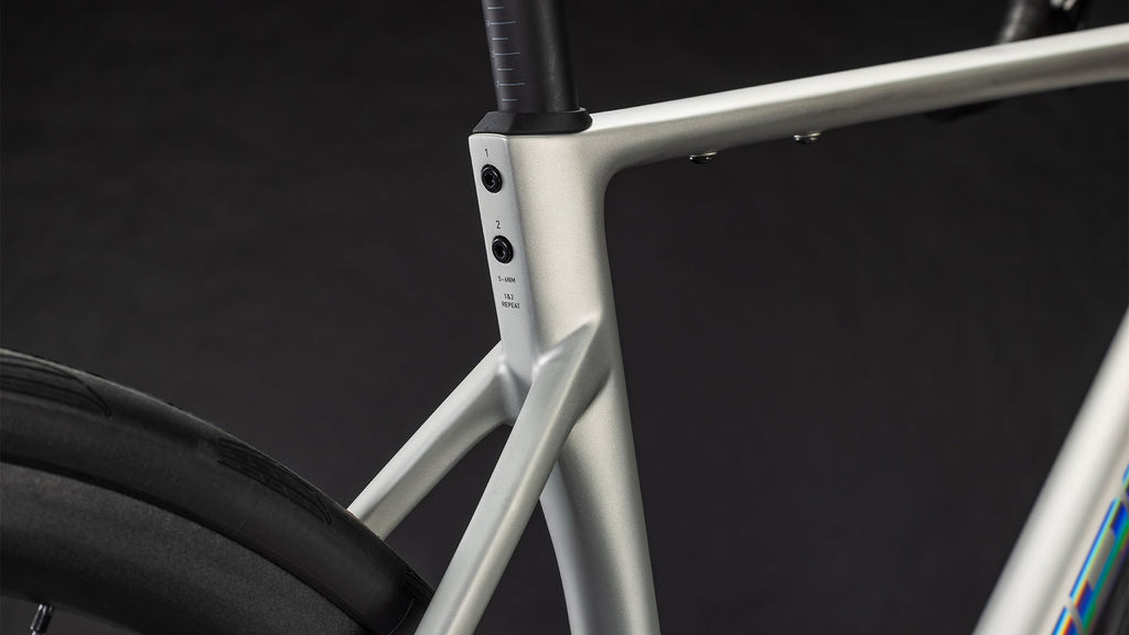 CUBE ATTAIN C:62 SLX sleekgrey´n´prism