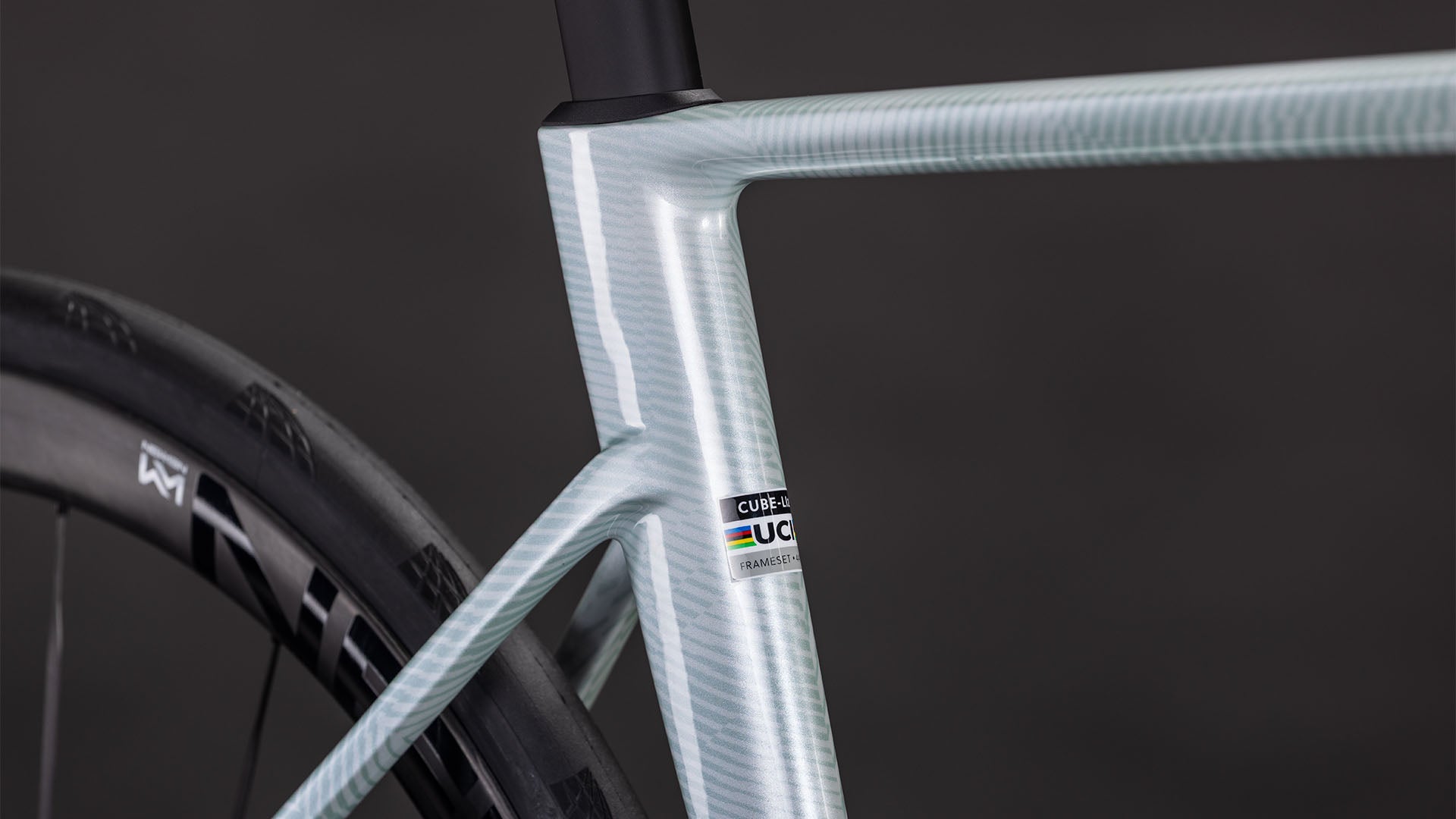 CUBE LITENING AIR C:68X SLT xenongrid´n´green
