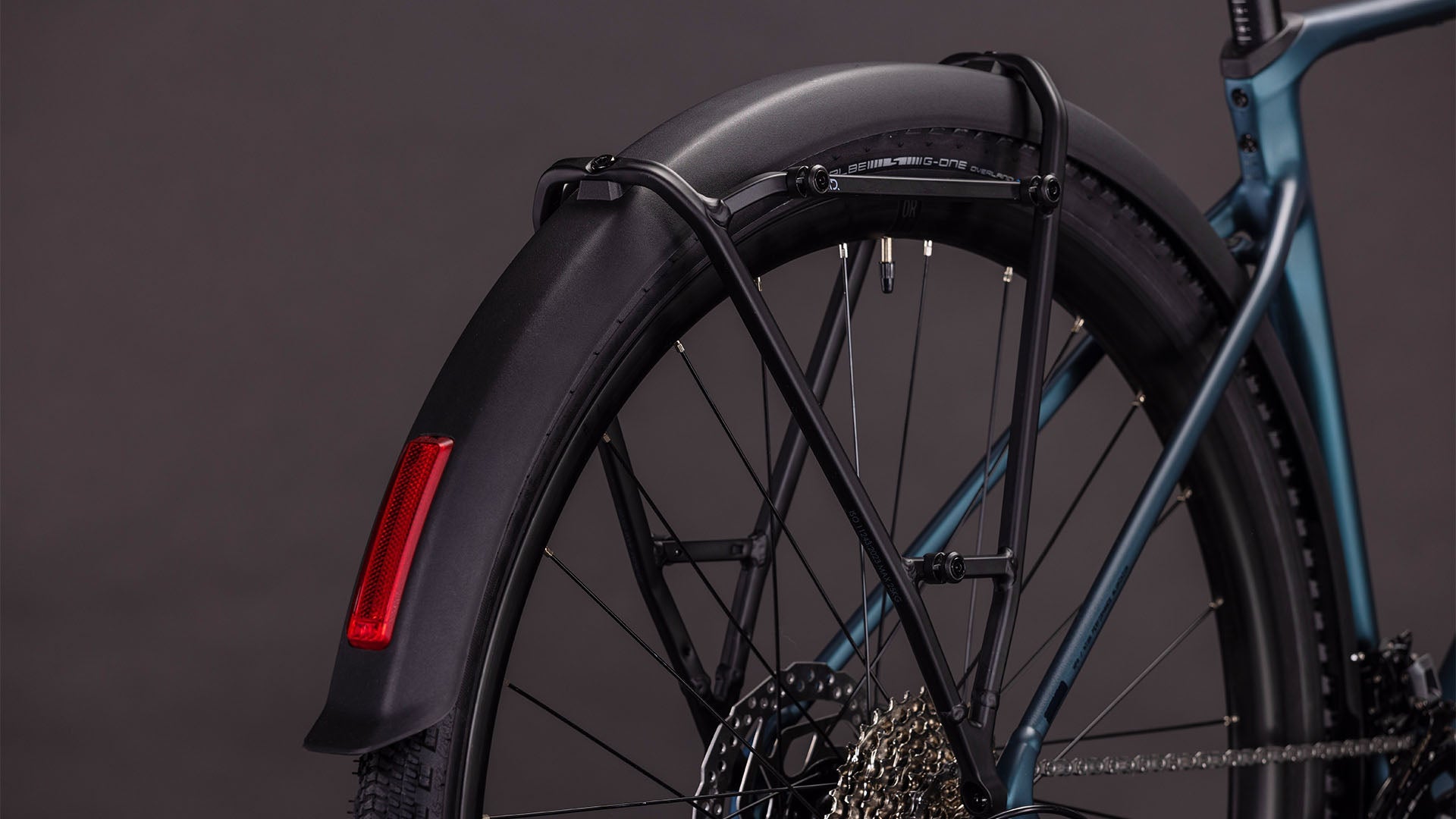 CUBE NUROAD RACE FE royalgreen´n´black