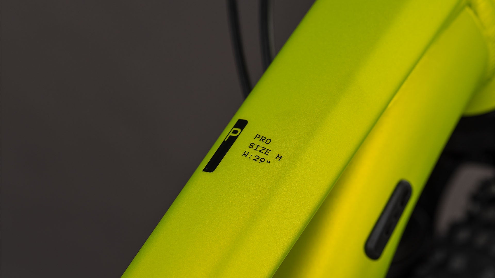 CUBE AIM PRO lizard´n´black