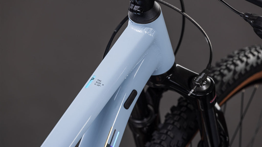 CUBE ATTENTION PRO iceblue´n´prism