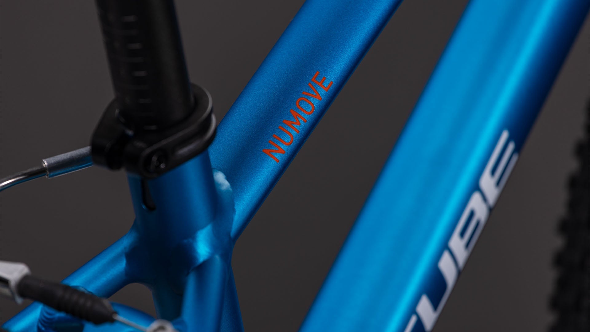 Cube Numove 140 topasblue´n´nebula