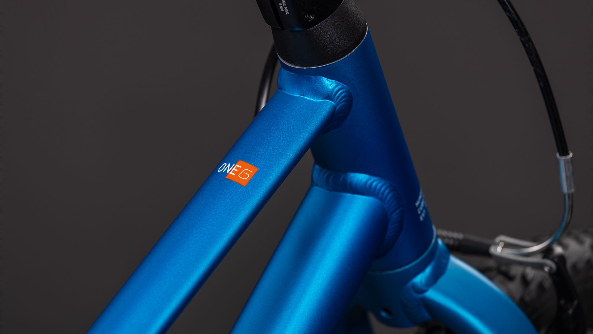 Cube Numove 160 topasblue´n´nebula