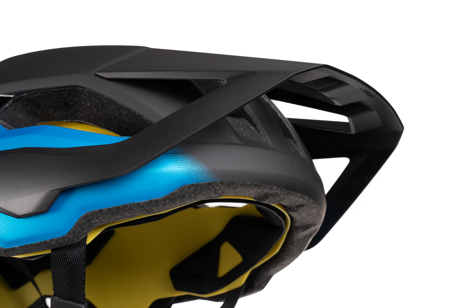 CUBE CASCO STRAY X Actionteam