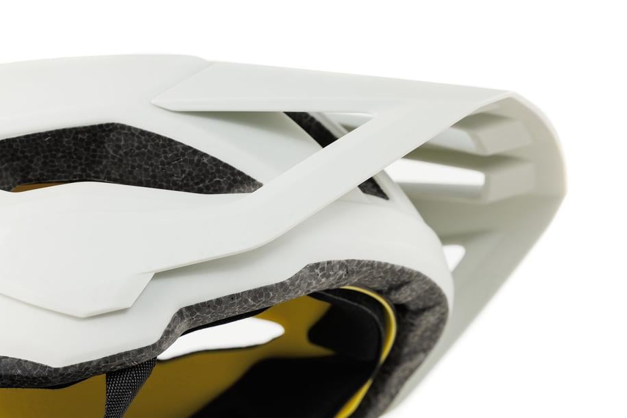 CUBE CASCO STRAY