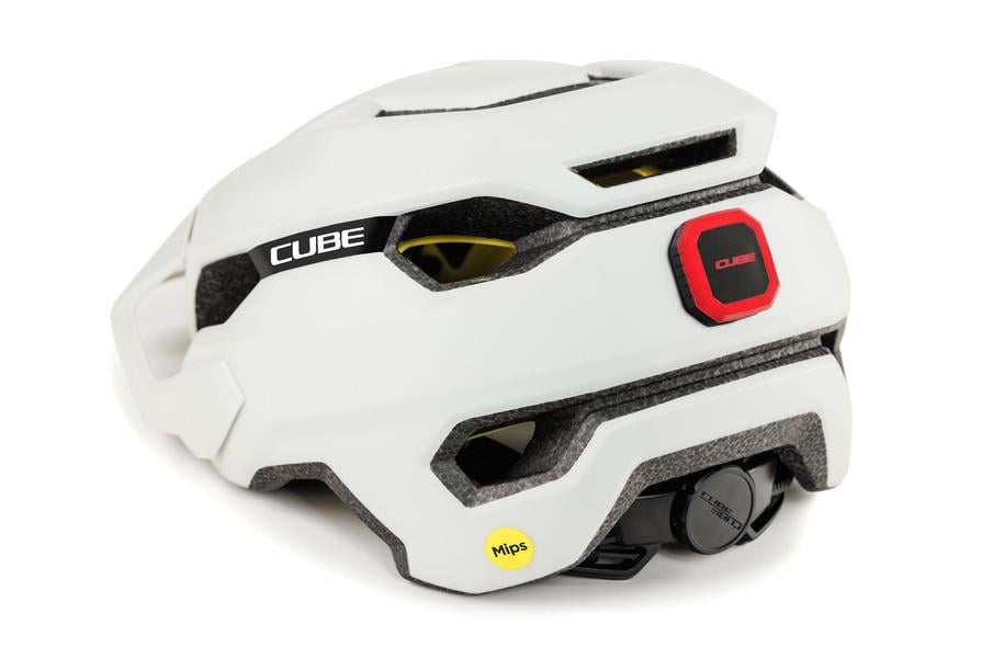 CUBE CASCO STRAY