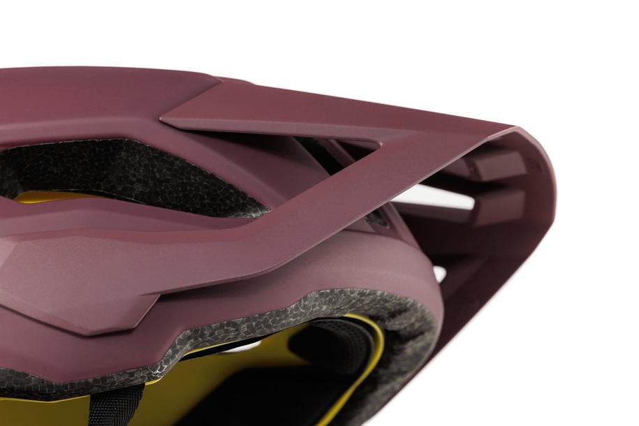 CUBE CASCO STRAY