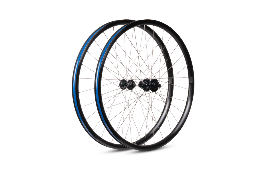 ACID Set di ruote Road Race HPA 12x100 12x142 J-Bend CL 28H