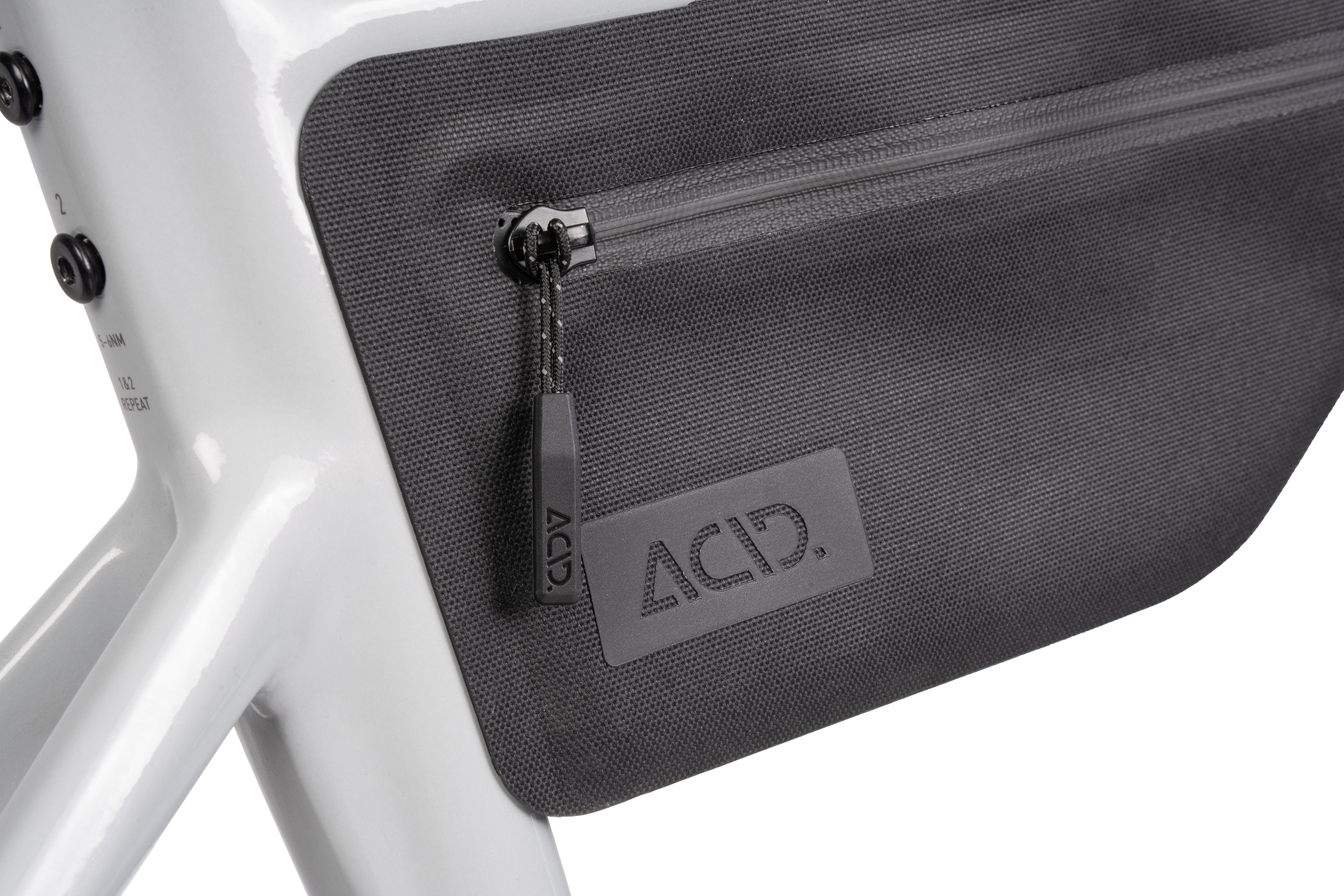 ACID BORSA DA TELAIO PRO 0,6 PER ATTAIN
