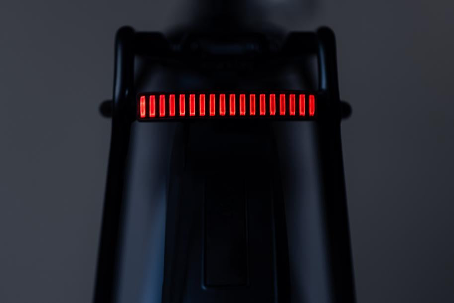 LUCE POSTERIORE PER PORTAPACCHI DA E-BIKE PRO-E HPA BES2